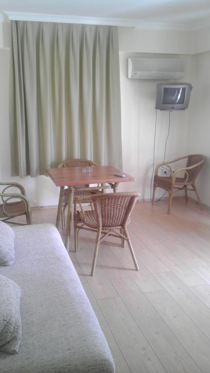 Zeytin Apart Hotel เซสเม ภายนอก รูปภาพ